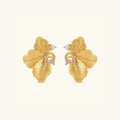 Brushed gold flower stud earrings in 18K gold-plated 925 sterling silver | VAHN Jewels